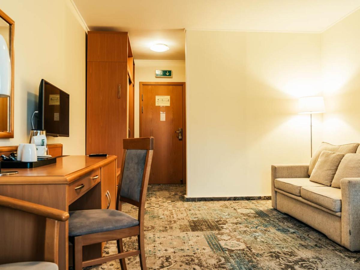 Hotel Mragowo Resort&Spa מראה חיצוני תמונה